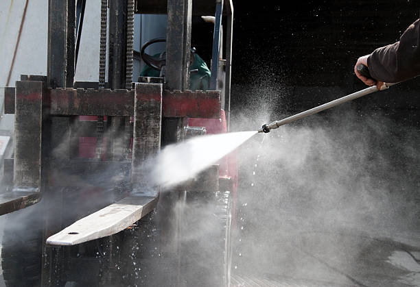 Best Roof Washing  in Lynchburg, TN